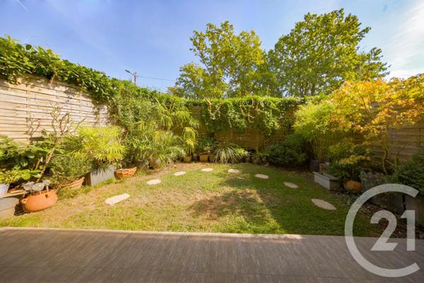 Appartement F4 à vendre  5 pièces - 87,60 m 2   CROSNE  - 91