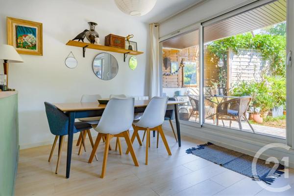 Appartement F4 à vendre  5 pièces - 87,60 m 2   CROSNE  - 91