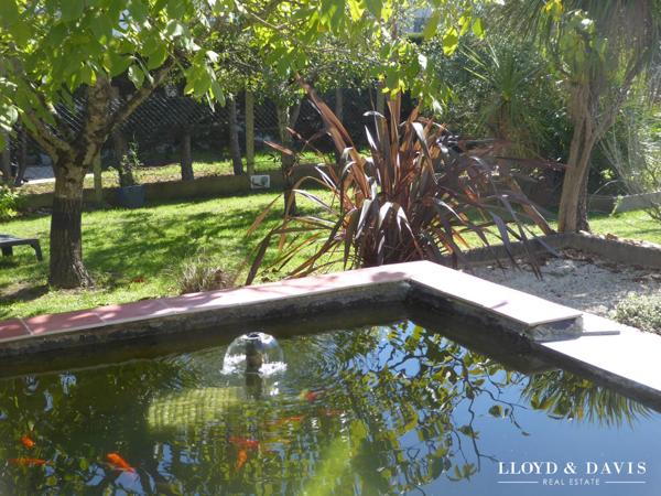 Vaux sur mer proche Pontaillac : maison 5 chambres + gite sur 2000 m² de terrain