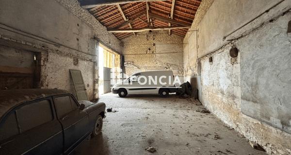 À vendre Immeuble 655 m² - Vouillé 86190