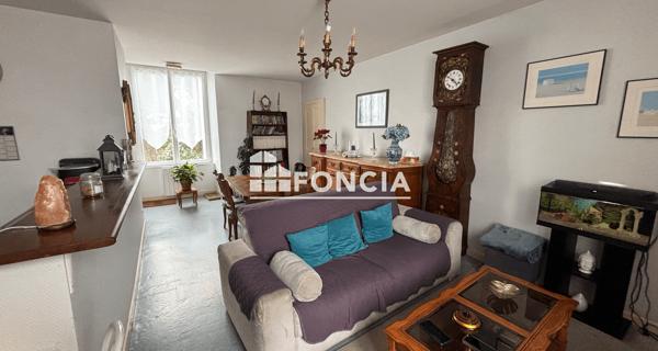 À vendre Immeuble 655 m² - Vouillé 86190
