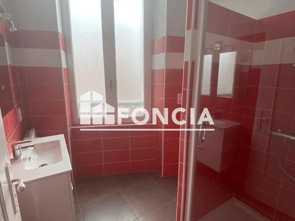 Location Appartement 3 pièces 78.37 m² - 15 AV DU 34EME RI Mont- De-marsan 40000