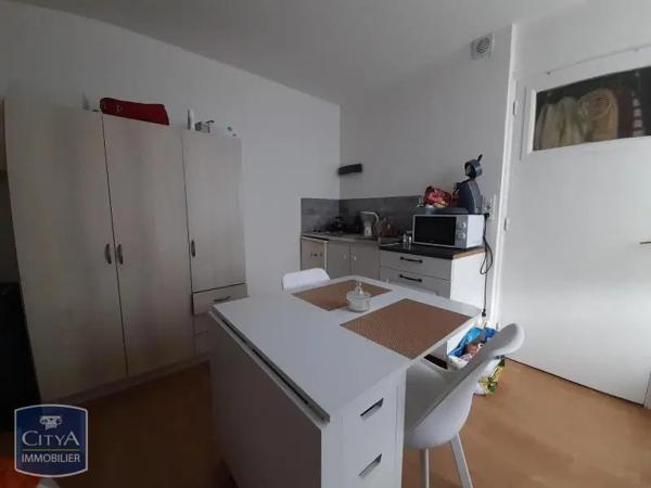 Appartement à louer 1 pièce 14.12m² Arras (62000)