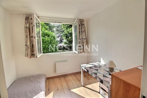 Maison Massy 5 pièces 82 m2, Double salon, 3 chambres, combles aménageables , jardin et Box