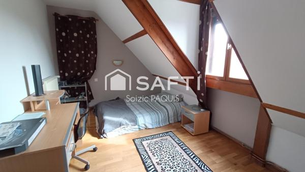 Grande maison traditionnelle familiale !!