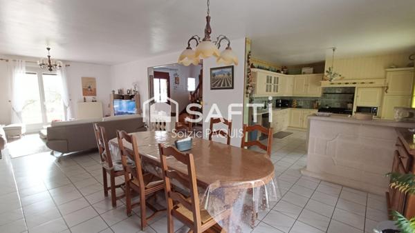 Grande maison traditionnelle familiale !!