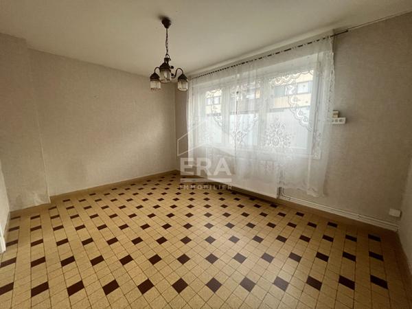 A vendre - Maison hyper centre de St OMER avec GARAGE & JARDIN