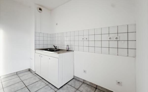 Appartement à vendre    2 pièces •  Lyon 8
