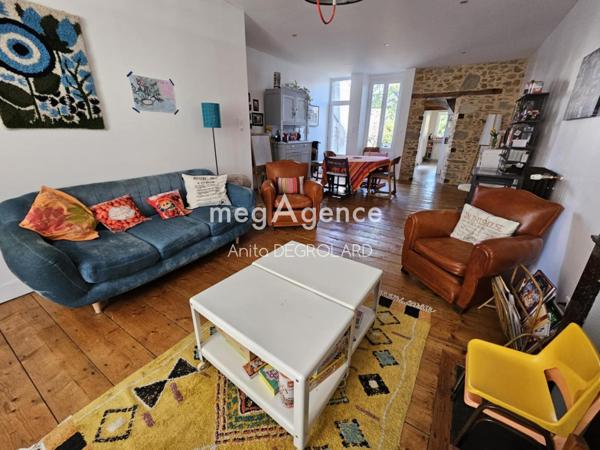 Maison à LA ROCHE-SUR-YON, 85000 - 5 pièces 110m²