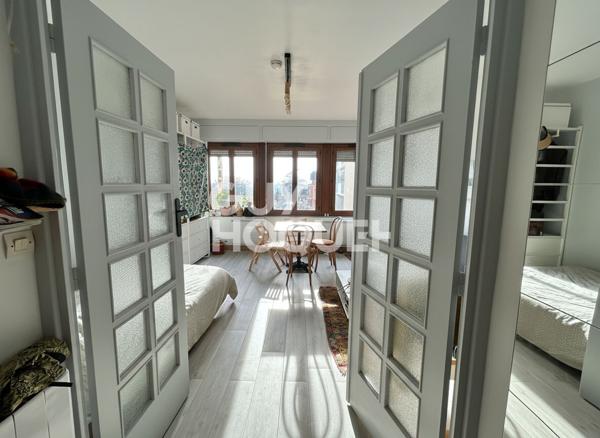 Idéal investisseur - Studio rénové et meublé - vue dégagée sur le Rhône