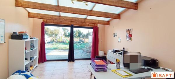 Maison en pierre avec garage