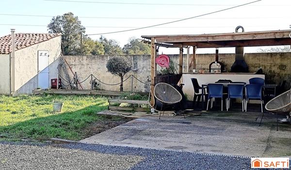 Maison en pierre avec garage