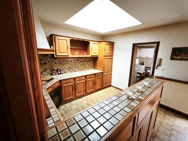 MAISON 4 CHAMBRES ET LOGEMENT NDEPENDANT - JAUNAY MARIGNY