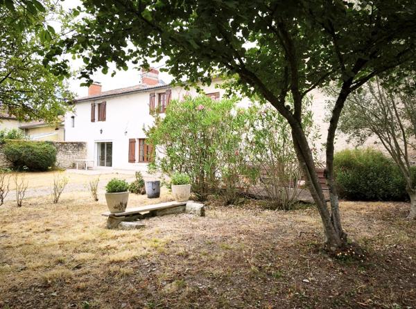 MAISON 4 CHAMBRES ET LOGEMENT NDEPENDANT - JAUNAY MARIGNY