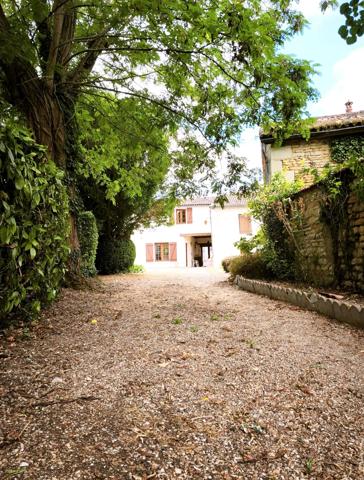 MAISON 4 CHAMBRES ET LOGEMENT NDEPENDANT - JAUNAY MARIGNY