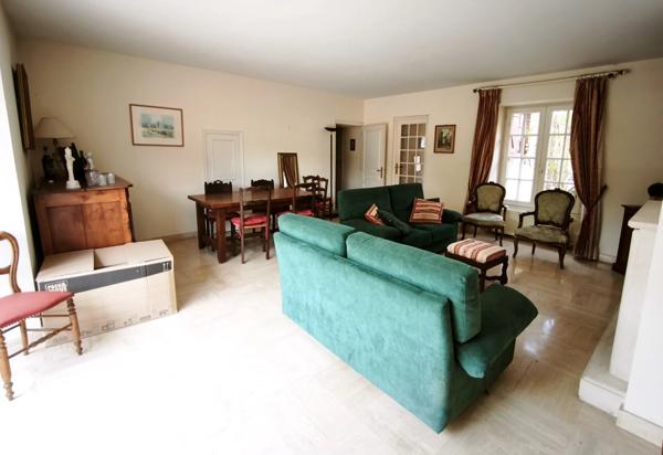 MAISON 4 CHAMBRES ET LOGEMENT NDEPENDANT - JAUNAY MARIGNY