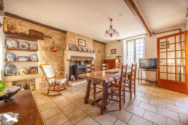 Maison à vendre 155 875 € Cezais 5 p 178 m² DPE F