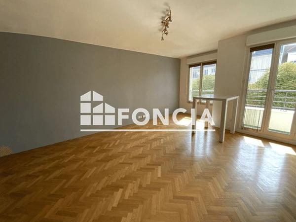Location Appartement 2 pièces 47 m² - 66 AVENUE PIERRE CURIE Saint Cyr L'ecole 78210