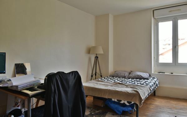 Appartement à vendre    3 pièces • 68 m2 Bourg-de-Péage