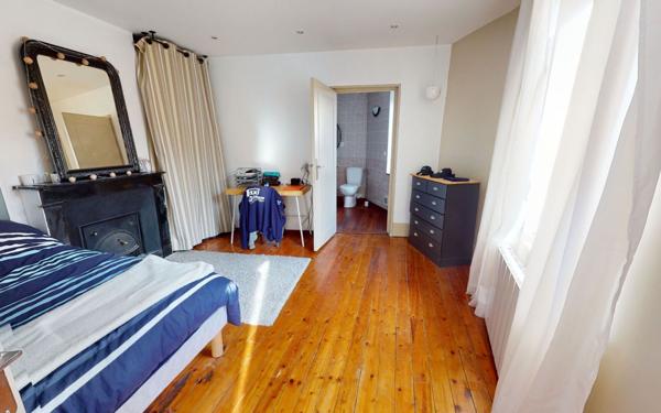 Appartement à vendre    2 pièces • 43,46 m2 Lyon 5