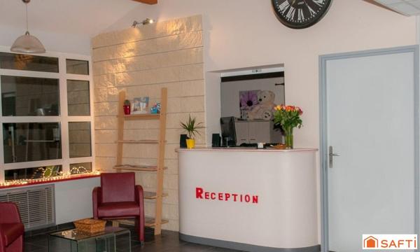 Complexe trés bien entretenu - Cuisine professionnelle - Calme