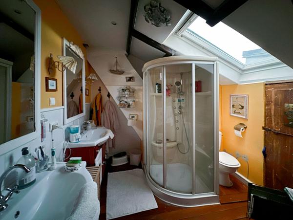 Maison Guignes de 244 M2 avec 722 m2 de jardin