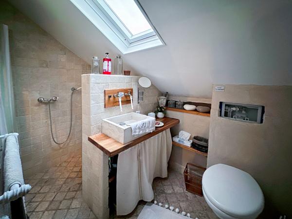 Maison Guignes de 244 M2 avec 722 m2 de jardin