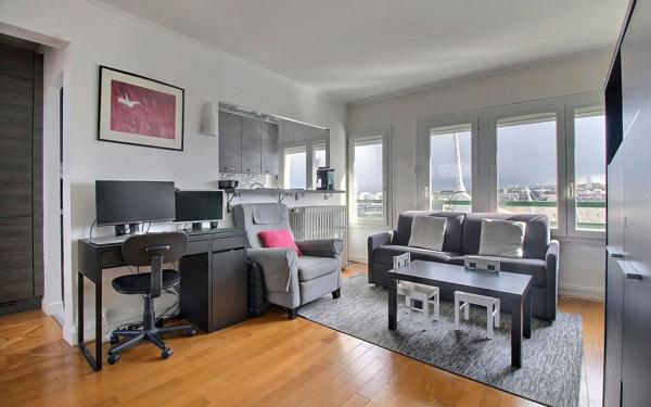 Appartement à vendre    3 pièces • 61,64 m2 Paris 13