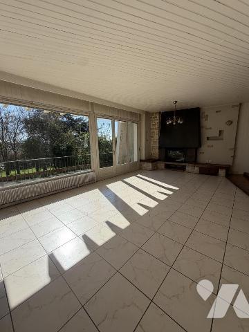 maison de 130m² sur 4000m² de terrain.