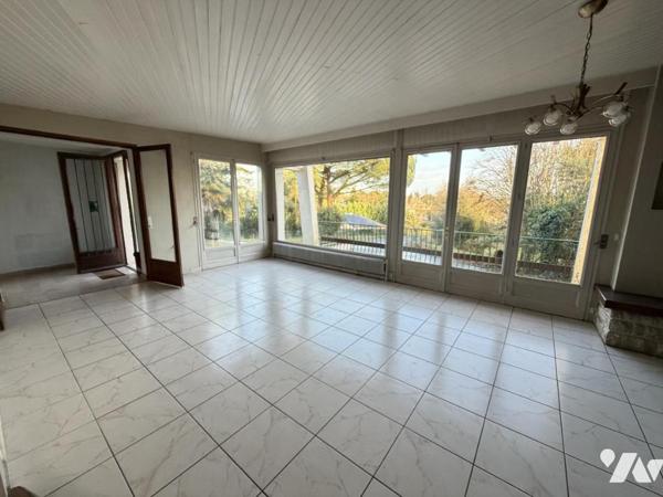 maison de 130m² sur 4000m² de terrain.