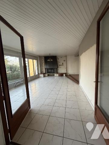 maison de 130m² sur 4000m² de terrain.