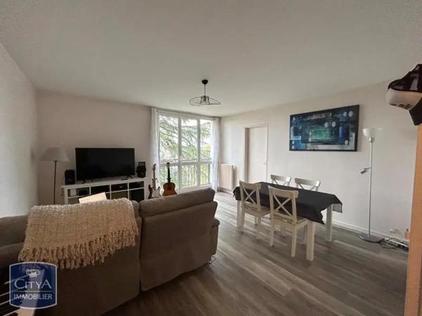 Appartement à louer 4 pièces 80.4m² Rambouillet (78120)
