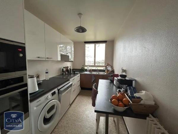 Appartement à louer 4 pièces 80.4m² Rambouillet (78120)
