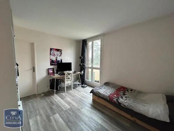 Appartement à louer 4 pièces 80.4m² Rambouillet (78120)
