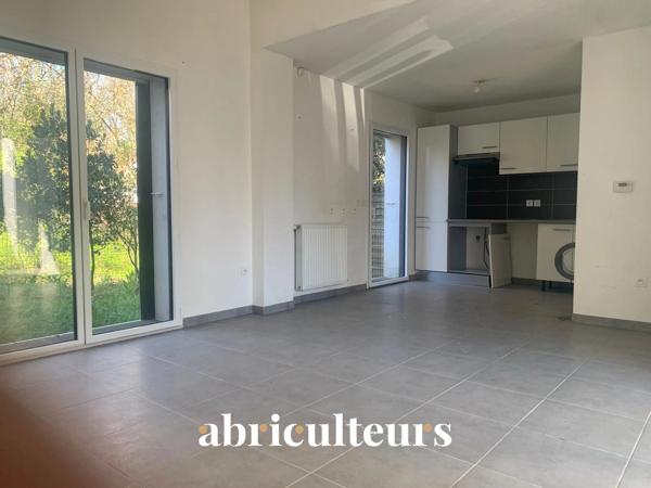 Charmante villa T3 en duplex de 73 m² Jardin et garage