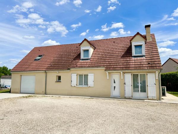 Vente Maison 8 pièces 153 m2 à Houdan