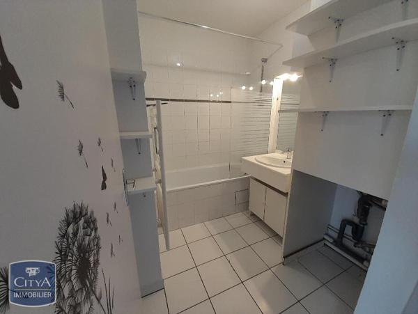 Appartement à louer 2 pièces 33.85m²