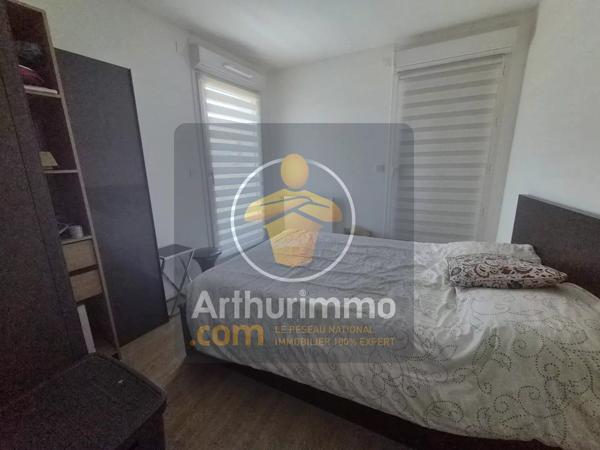 Vente                                                      Appartement
                        
                     4 pièces                      80 m2                     à Ormesson-sur-Marne