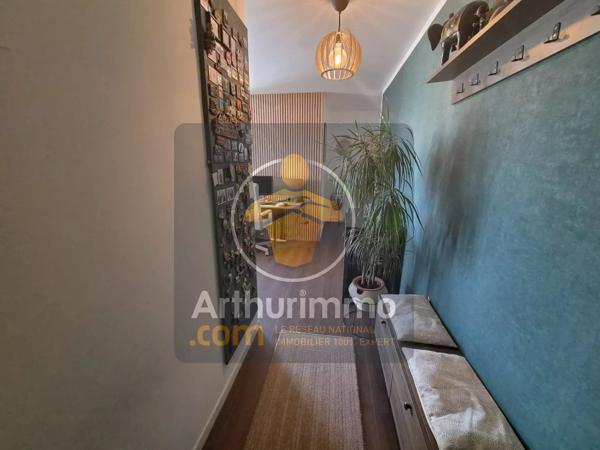 Vente                                                      Appartement
                        
                     4 pièces                      80 m2                     à Ormesson-sur-Marne