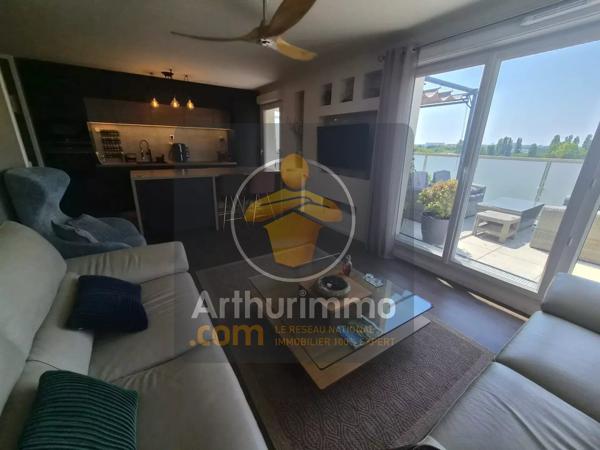 Vente                                                      Appartement
                        
                     4 pièces                      80 m2                     à Ormesson-sur-Marne