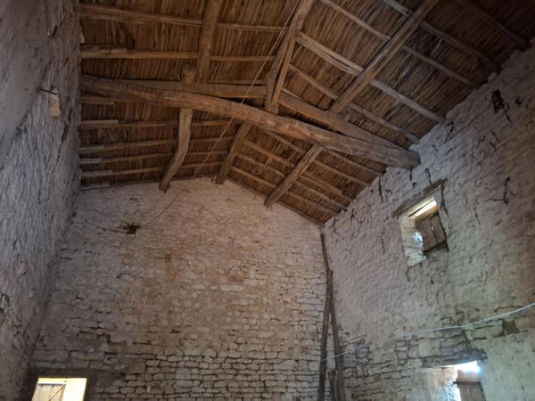 Propriété paisible avec grand jardin au cœur de Melle