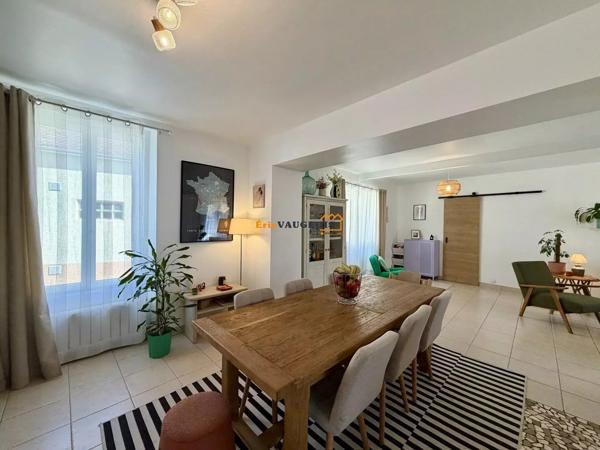 Vente                                                      Maison
                        
                     4 pièces                      118 m2                     à Coulommiers