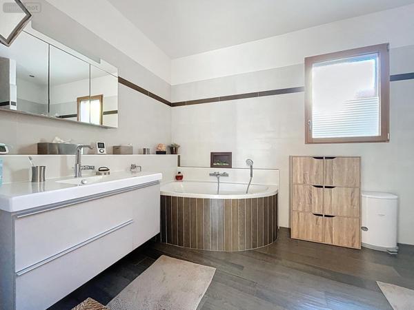 Maison à vendre à Caen dans le Calvados (14000), ref :