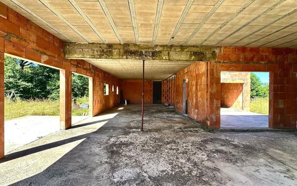 Maison à vendre    1 pièce •  Salles-Curan