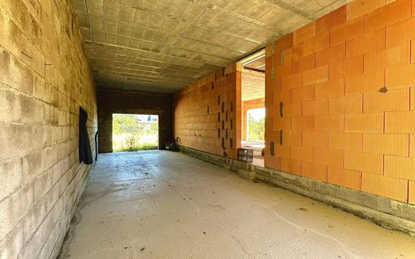 Maison à vendre    1 pièce •  Salles-Curan