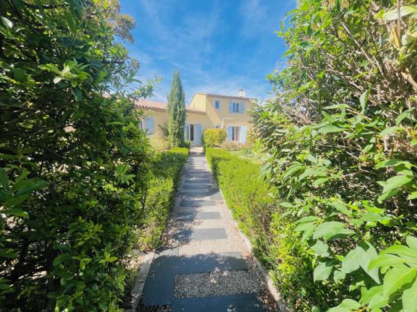 Saint-Saturnin-lès-Apt (84490) Villa avec gîte indépendant tous conforts !