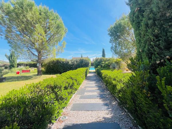 Saint-Saturnin-lès-Apt (84490) Villa avec gîte indépendant tous conforts !
