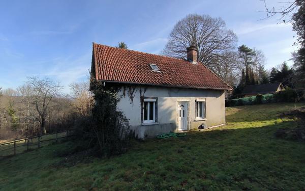 Maison à vendre    2 pièces •  Laguenne