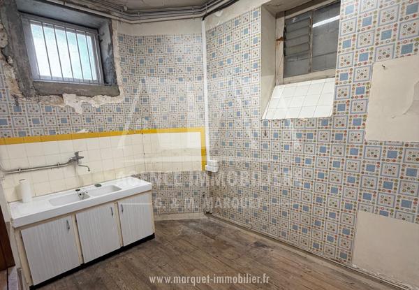 ANGOULEME CENTRE - IMMBEUBLE DE RAPPORT 285,27 m²