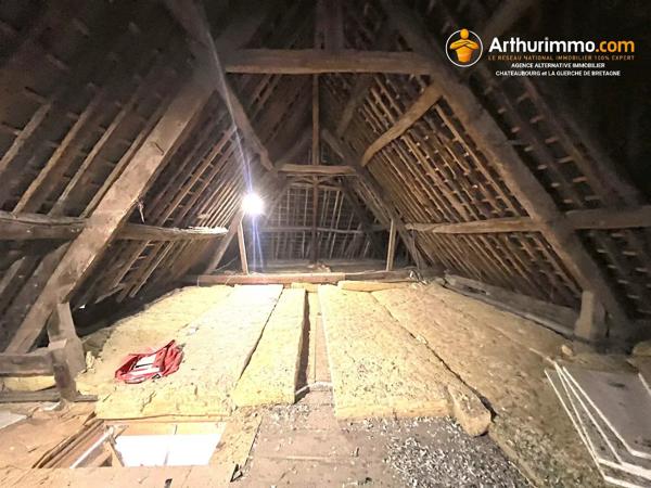 Vente                                                      Immeuble
                        
                     8 pièces                      265 m2                     à Craon